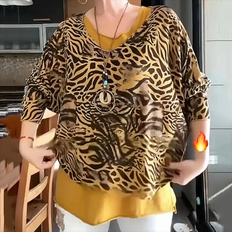 Lynn - Trendy Leopard Top